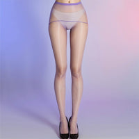 IOO&SILK ultra sheer pantyhose in lilac, worn with black pumps, full-length view thumbnail